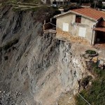 Demolita la villetta abusiva in contrada Zingarello