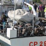 Porto Empedocle, arriva la nave “Chimera”: sbarcati 447 migranti