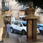 Agrigento, Sindaco Firetto a lavoro per la pulizia della statua di Pirandello