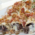 “Il pranzo della domenica” – primi piatti – cannelloni con radicchio scamorza e bacon croccante