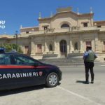 Furti sulle autovetture in sosta a Sciacca: preso il responsabile