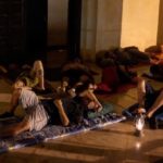 “Open Arms”, a Lampedusa manifestanti sul sagrato della chiesa di S. Gerlando