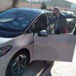 Agrigento, nuova auto elettrica in comodato gratuito: consegnata al Sindaco una Volkswagen ID.3